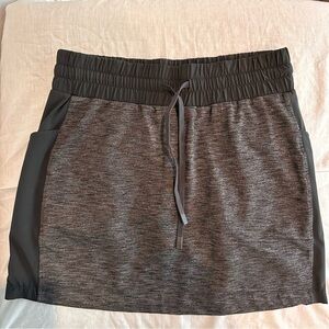 Athleta Dark Grey Skirt Skort – Size XS
Excellent Condition